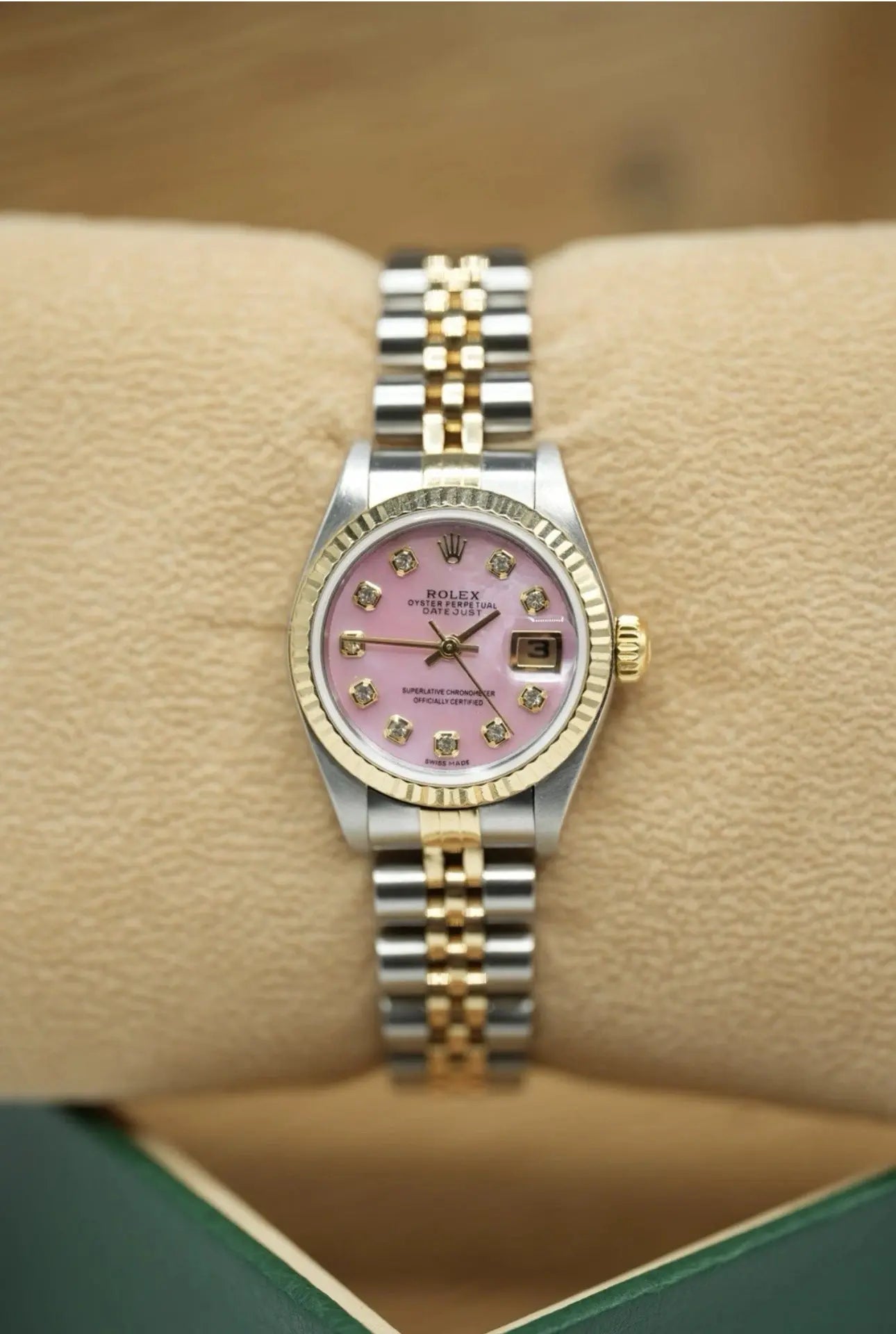 Win A 26mm Rolex Pink MOP MK Jewellers