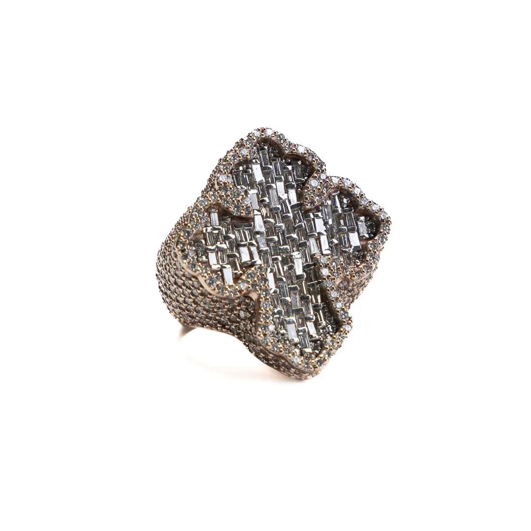 Luxury Men's 10K Rose Gold Cross Ring with Baguette Round VS1 Diamonds